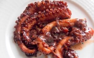 Lire la suite à propos de l’article Poulpe au vin (Grèce)