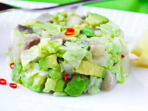 Lire la suite à propos de l’article Tartare de daurade crue