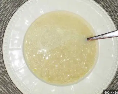 You are currently viewing Soupe ou sauce Avgolemono (Grèce)