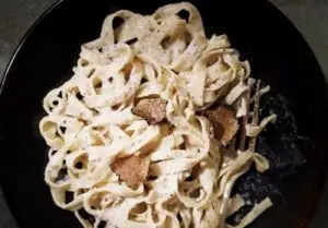 Lire la suite à propos de l’article Tagliatelles à la truffe (Italie + Périgord)
