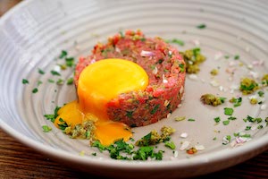 Lire la suite à propos de l’article Steak tartare (Christophe)