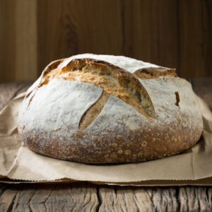 Lire la suite à propos de l’article Pain au levain maison (Yannick)