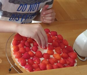 Lire la suite à propos de l’article Erdbeerkuchen : le fraisier de Margot