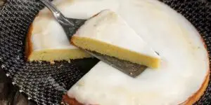 Lire la suite à propos de l’article Gâteau nantais (Agnès Blais)